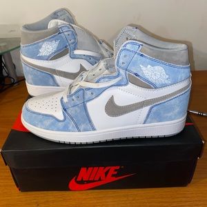 Hyper Royal Retro 1 High